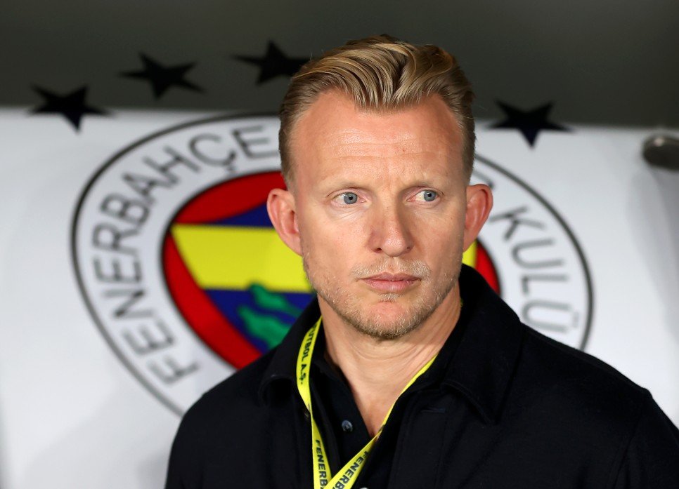 DIRK KUYT'TAN A�IKLAMALAR