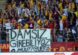 2015-2016 Sezonunda 18 Süper Lig Takımının Tribünlere ...