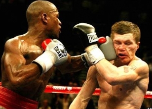 Floyd Mayweather vs. Logan Paul Fight Results | PEOPLE.com