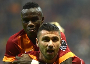 Burak Ylmaz'n gol sevinci...
