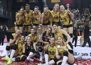 VakıfBank, Sultanlar Ligi'nde şampiyon!