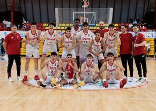 Türkiye Genç Erkek Basketbol Milli Takımı, finale kaldı!
