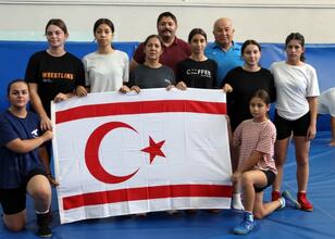 KKTC’den gelen kadın güreşçiler Edirne’de kamp yaptı
