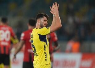 Fenerbahçe'de İsmail Yüksek'e zam!