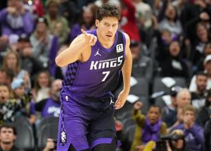 Kings, McDermott ile 1 yıllık 3.6 milyon dolara yeniden anlaştı