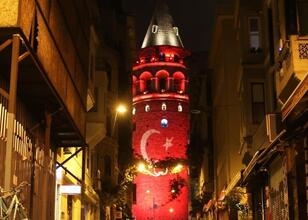 Türkiye-Almanya finali Galata Kulesi'nde!