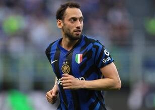 Hakan Çalhanoğlu'na geri adım attıran tepki