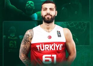 Galatasaray'dan ayrılan Göksenin Köksal, Bursaspor Yörsan'da