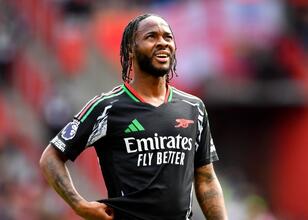 Napoli'de yeni hedef Sterling