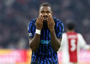 Inter, deplasmanda Ajax'ı devirdi!
