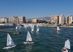 Karşıyaka'da yelken tesisleri için sert uyarı