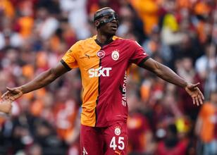 Galatasaray, Victor Osimhen'i resmen açıklıyor