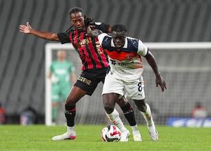 Nuri Şahin, Başakşehir'de galibiyetle başladı!