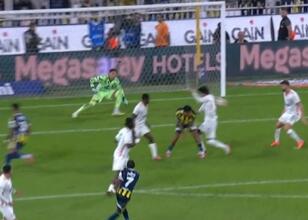 Fenerbahçe'de kaçan penaltı sonrası Ali Koç'a istifa çağrısı!