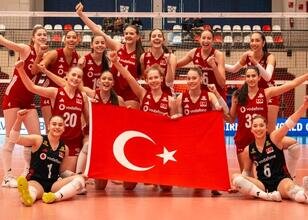 Milli voleybolculardan iki sonuç: Balkan ikinciliği ve Mısır galibiyeti
