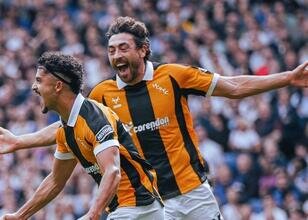 Hull City, Chelsea deplasmanından 2-2 berabere ayrıldı