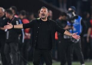 Okan Buruk: "Hakem beni isteyerek attı"