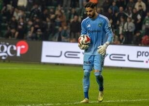 Kocaelispor'da Serhat Öztaşdelen'in sözleşmesi uzatıldı