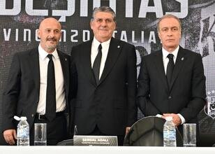 Beşiktaş'ta 9 futbolcuya veda kararı