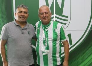 Tek başına gittiği maçta ömür boyu kombineyle döndü