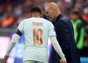 Fransızlar galibiyeti bıraktı, Mbappe'ye ağlıyor!