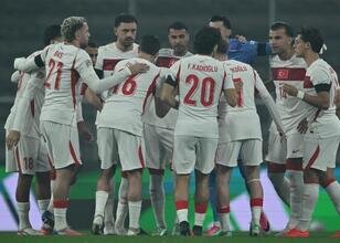 İtalya - Türkiye: Muhtemel 11'ler