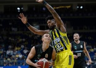 Larkin ilk kez oynadı, Fenerbahçe Tarfin kazandı