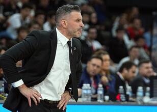 Beşiktaş'ta Alimpijevic: "Daha kolay kazanabilirdik"