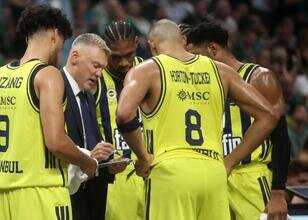 Fenerbahçe Tarfin, Zalgiris'i ağırlıyor