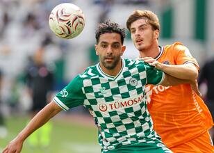 Konyaspor-Başakşehir maçı başladığı gibi bitti