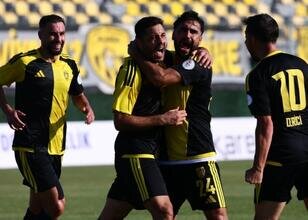 Aliağa FK zirveye kondu