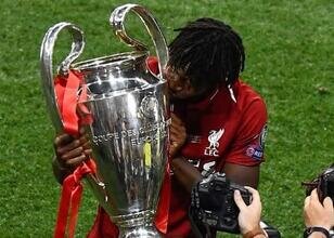 Divock Origi'dan futbola veda kararı