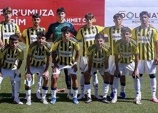Fenerbahçe 10 kişi kaldı, Roma maçı çevirdi