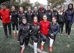 Görme Engelli Kadın Milli Takımı'ndan tarihi başarı!