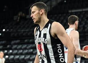 Beşiktaş GAİN'de Ante Zizic ameliyat edilecek