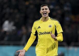 Fenerbahçe'de Mert Müldür kararı