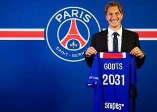 PSG, Mika Godts'u kadrosuna kattı