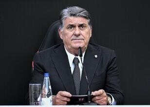 Beşiktaş'ta Serdal Adalı'dan flaş açıklamalar!