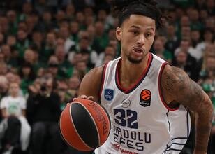 Anadolu Efes, Litvanya deplasmanında farklı kazandı!