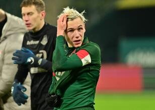 Galatasaray'da Aleksey Batrakov için soru işareti