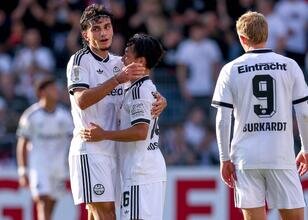 Can Uzun şov yaptı. Frankfurt, 11 golle kazandı!