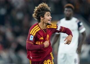Roma, Cagliari'yi son dakikalarda devirdi!