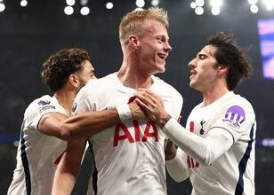 Tottenham, 10 kişi kalan Crystal Palace'ı devirdi!
