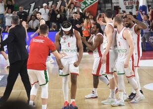 Karşıyaka'nın potada önünde iki final kaldı