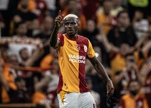 Victor Osimhen'in gözü Barcelona'da!