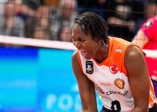 Fenerbahçe Kadın Voleybol Takımı'ndan iki transfer