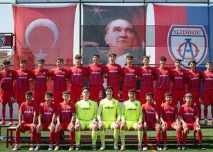 Altınordu'da yeni dönem: Altyapı takımları sezonu açtı