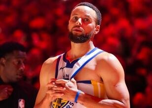 Curry: "Kariyerimi Warriors'ta tamamlayacağımdan eminim"