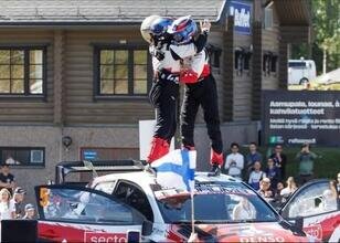 Toyota, Finlandiya Rallisi'nde zirveyi bırakmadı
