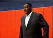 Pelicans, Joe Dumars'n ynetiminde iki yneticisiyle yollar ayrd